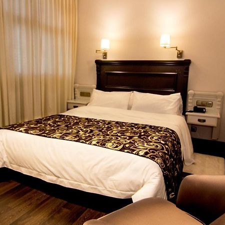 Avent Verahotel 외부 사진