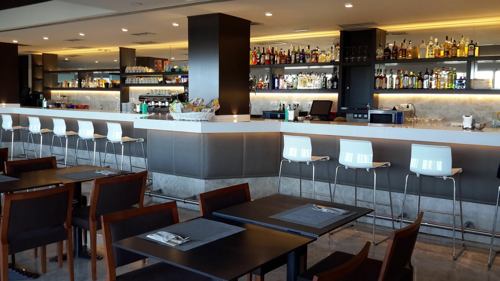 Avent Verahotel 외부 사진